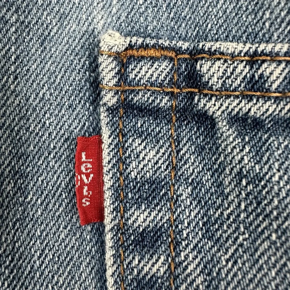 Y2K Levi's 505 Jeans Men's 42x32 Regular Fit 100% Cotton Straight Leg Light Wash